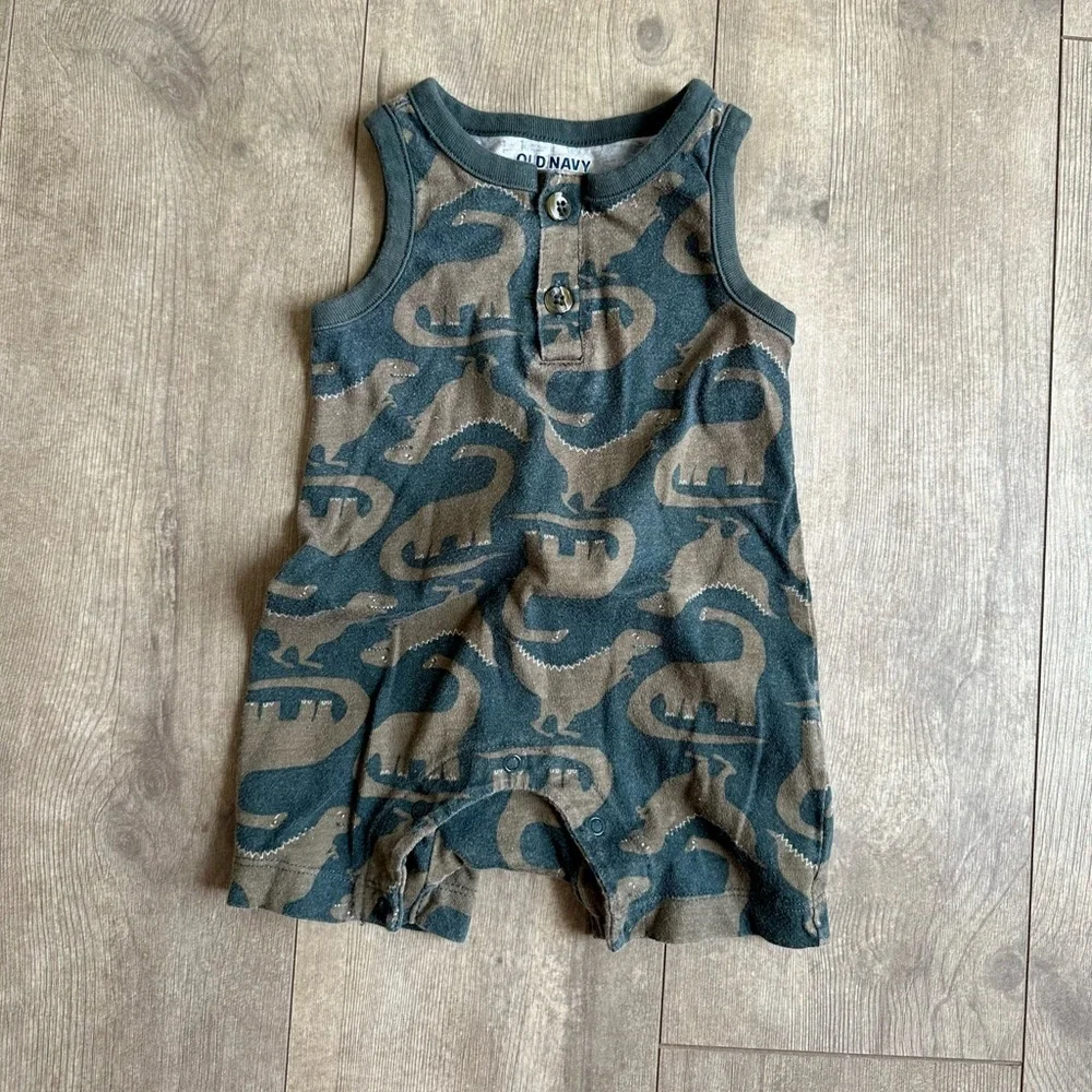 Old Navy Rustic Dinosaur Baby Boy Romper Size 3-6 Months